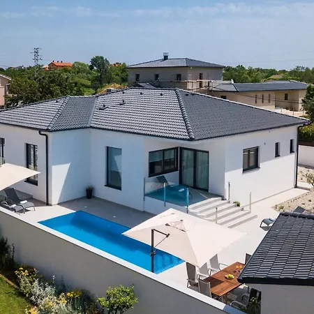 Casa L
