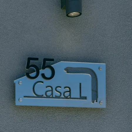Casa L Villa *
